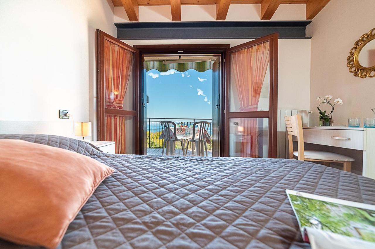 Apartments Eden - Regarda Travel Lazise Zewnętrze zdjęcie
